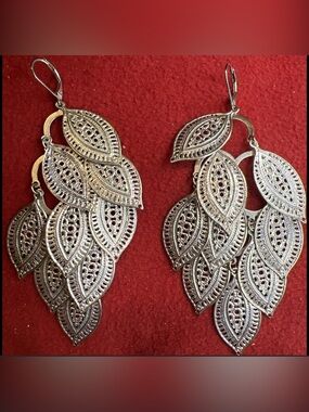 NWT Express Large Chandelier Earrings w/ Intricate Filigree Leaf Design, gold